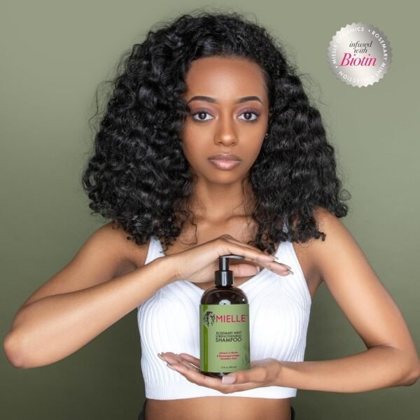 Mielle Rosemary Mint Strengthening Shampoo 355ml - Image 4